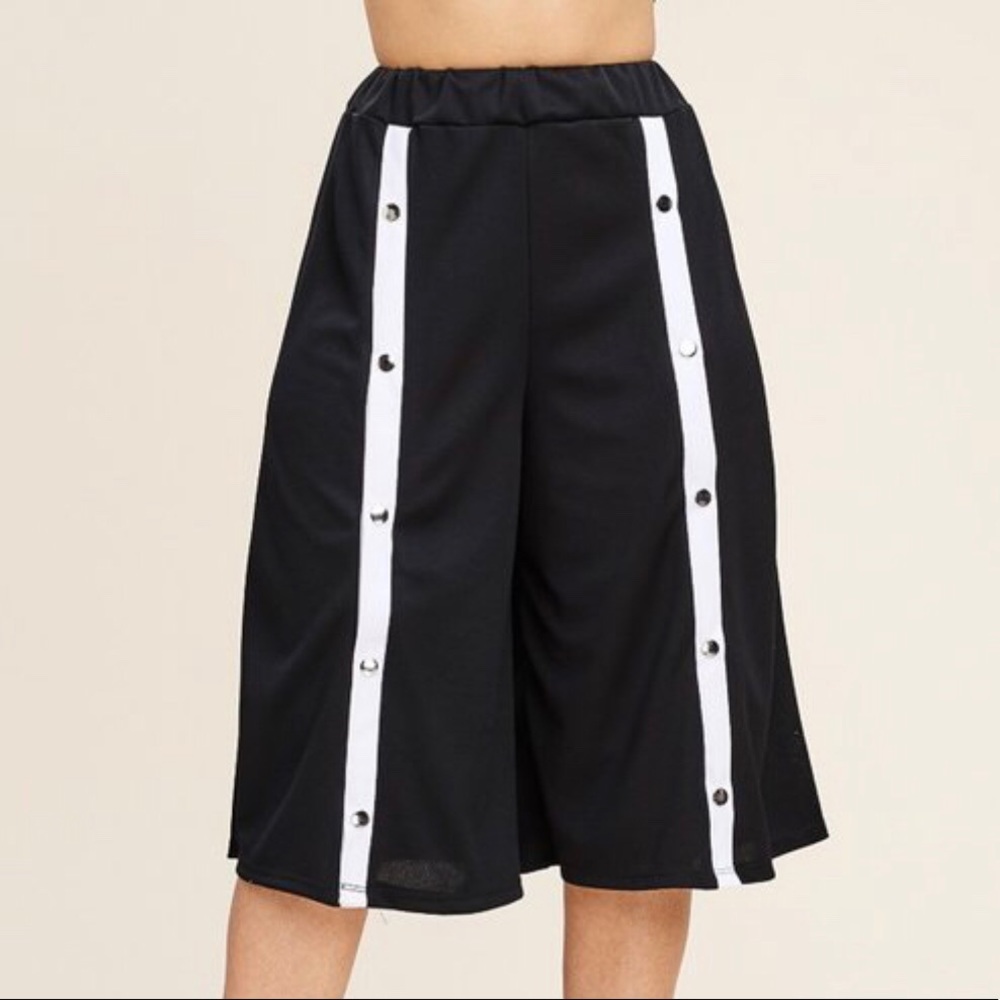 Breakaway Lounge Shorts